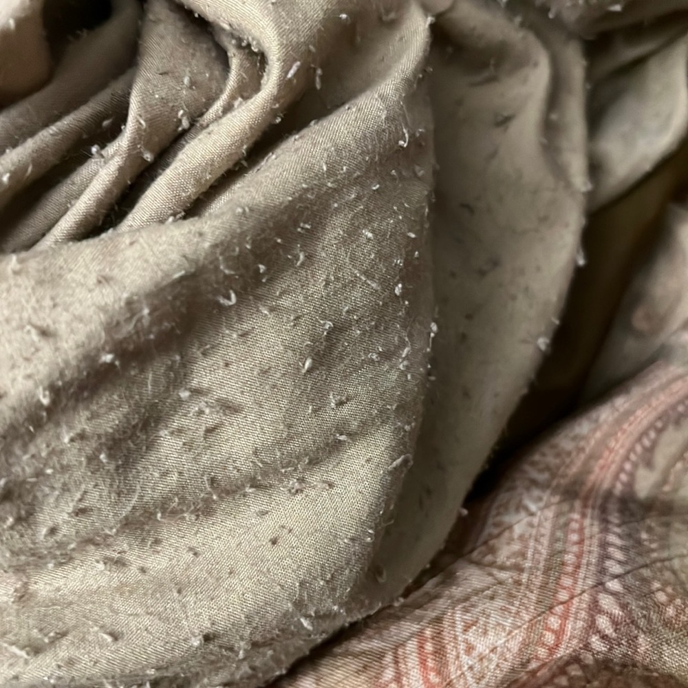 Soft knitted light brown jumper - Picture 2 of 2